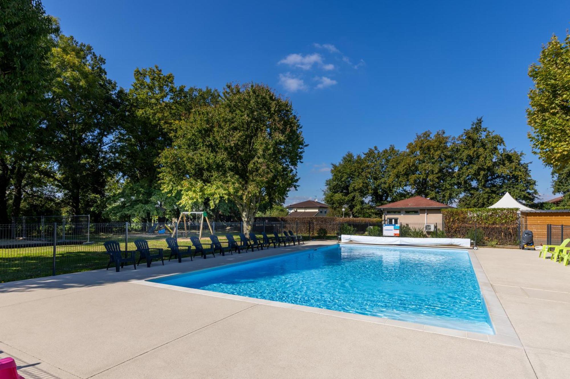L'Oasis Des Dombes Hotel Amberieux-en-Dombes ภายนอก รูปภาพ